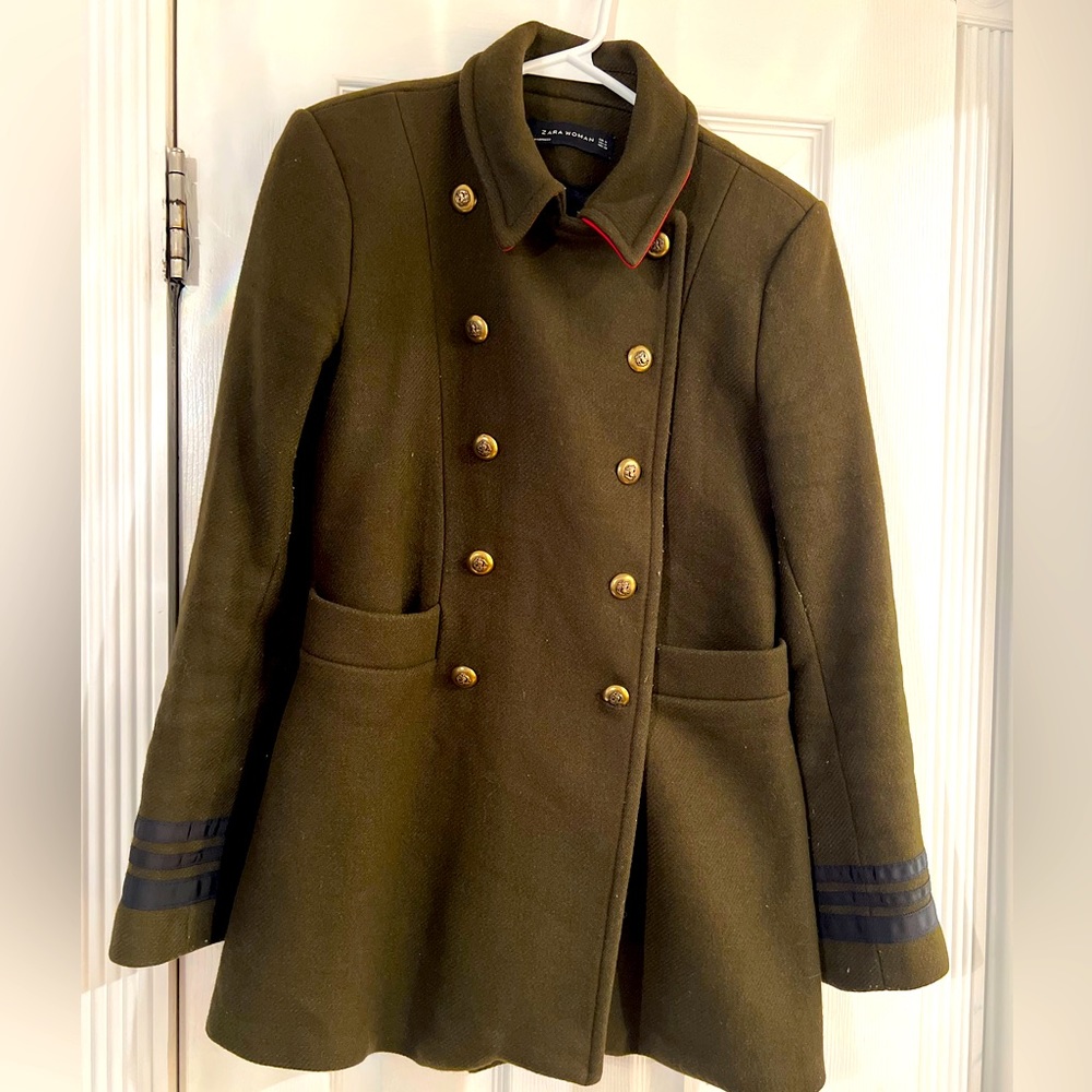 Zara Green Pea Coat Structured Collar Fitted Silhouette